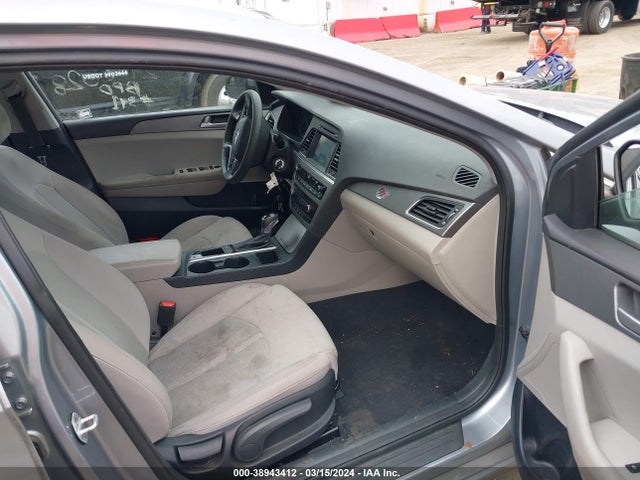 Hyundai SONATA SE 2016 5NPE24AF0GH410983 Image 5