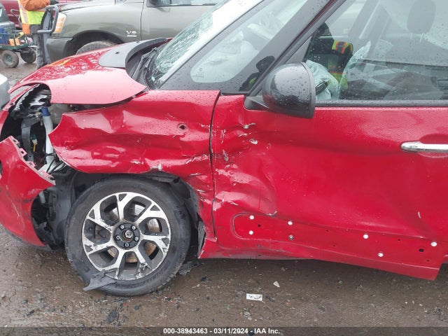 2014 FIAT 500L ZFBCFABH6EZ026547 Photo 5