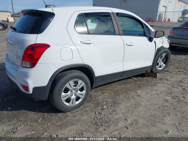Chevrolet TRAX LS 2017 KL7CJKSB0HB168366 Image 4