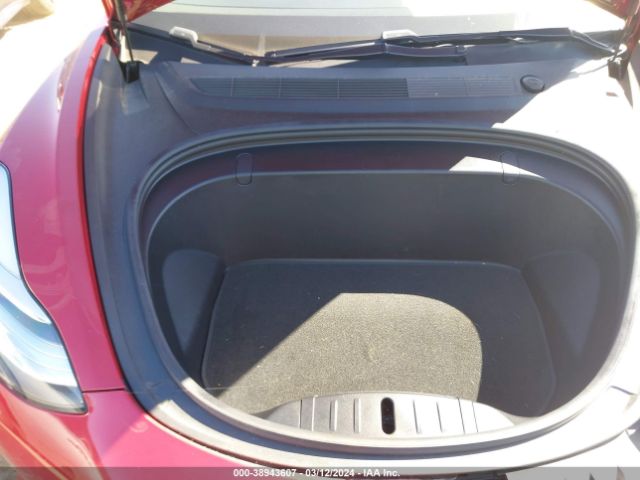 5YJ3E1EB9JF114645 Tesla Model 3 Long Range/performance