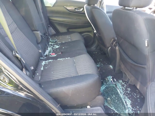 Nissan ROGUE SV 2018 5N1AT2MT6JC765883 Image 8