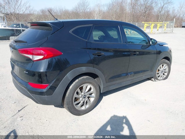 Hyundai TUCSON SE 2018 KM8J2CA46JU654718 Image 4