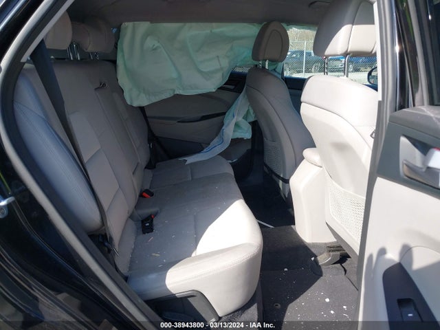 Hyundai TUCSON SE 2018 KM8J2CA46JU654718 Image 8