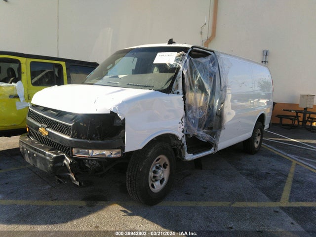 Chevrolet Express Cargo Rwd 2500 Regular Wheelbase Wt 2021 1GCWGAFP4M1218751 Image 2