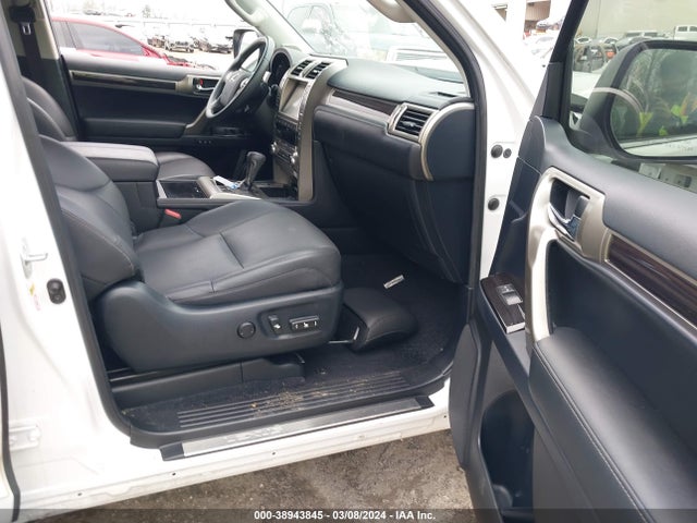 Lexus 460 2018 JTJBM7FX2J5188077 Image 5