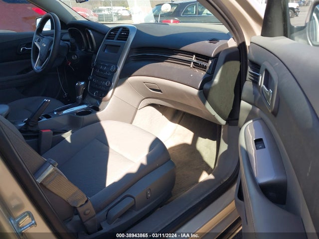 Chevrolet MALIBU LS 2015 1G11B5SL1FF138227 Image 5