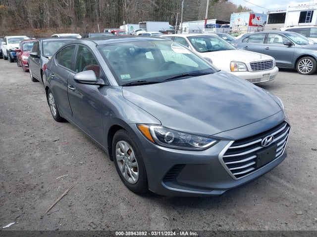 Hyundai ELANTRA SE 2018 5NPD74LF4JH254013 Image 1