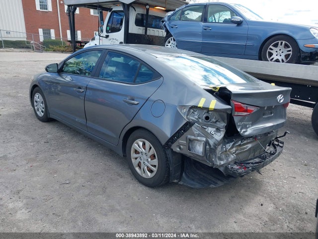 Hyundai ELANTRA SE 2018 5NPD74LF4JH254013 Image 3