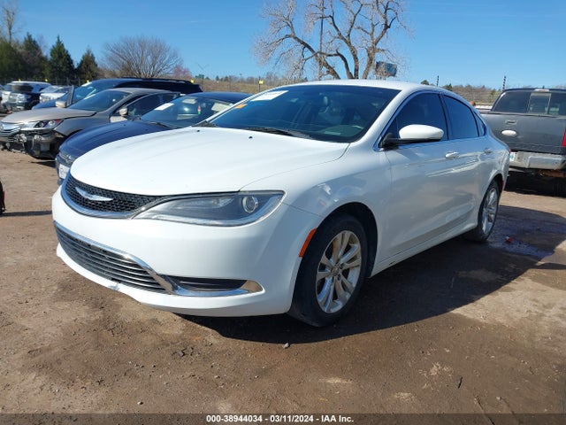 Chrysler 200 Limited 2015 1C3CCCAB9FN654047 Image 2