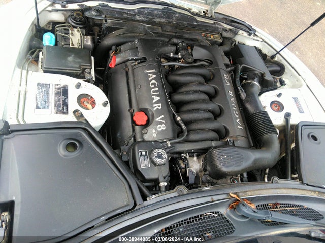 1999 JAGUAR XK8 SAJGX2041XC039702 Photo 9