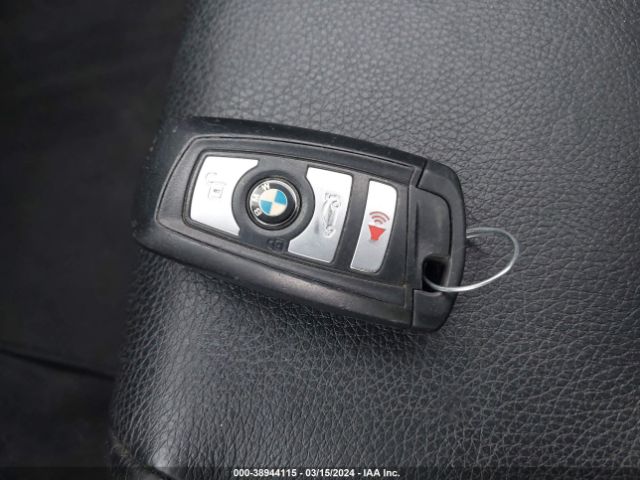 WBA8E5G55GNT93863 BMW 320i Xdrive