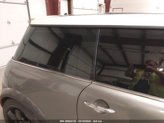 2002 MINI COOPER S WMWRE33442TD55487 Photo 7