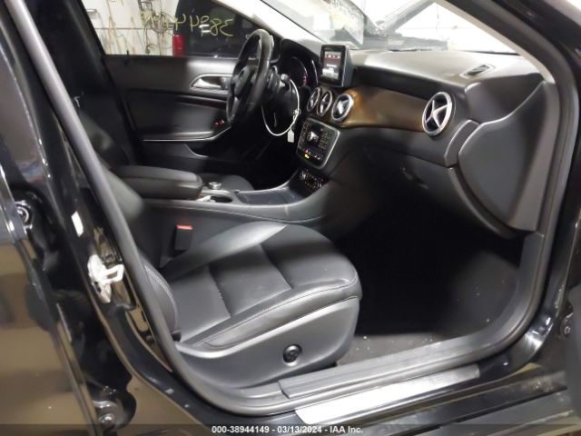 WDCTG4GB5FJ130098 Mercedes-Benz Gla 250 4matic