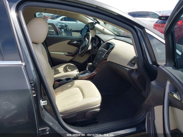1G4PS5SKXF4166592 Buick Verano Leather Group