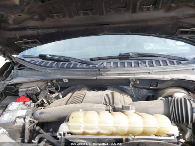 1FMJU1HT7KEA81576 Ford Expedition Xlt