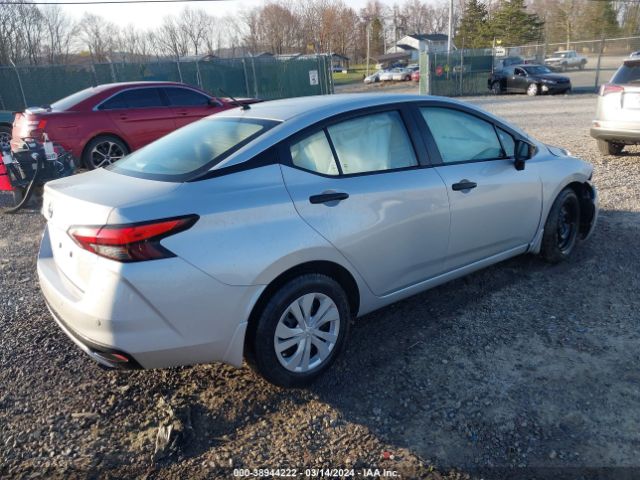 3N1CN8DV3ML924933 Nissan Versa S Xtronic Cvt