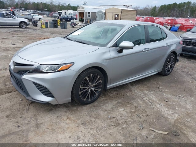 Toyota CAMRY SE 2020 4T1G11AK8LU327580 Image 2