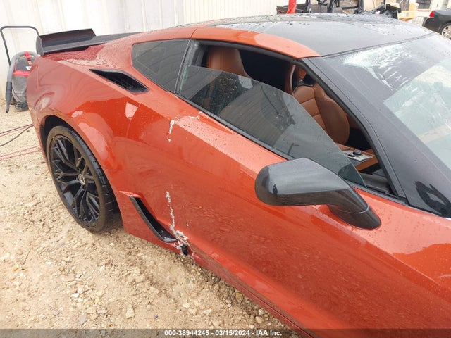 Chevrolet Corvette Z06 2015 1G1YS2D68F5607694 Image 18