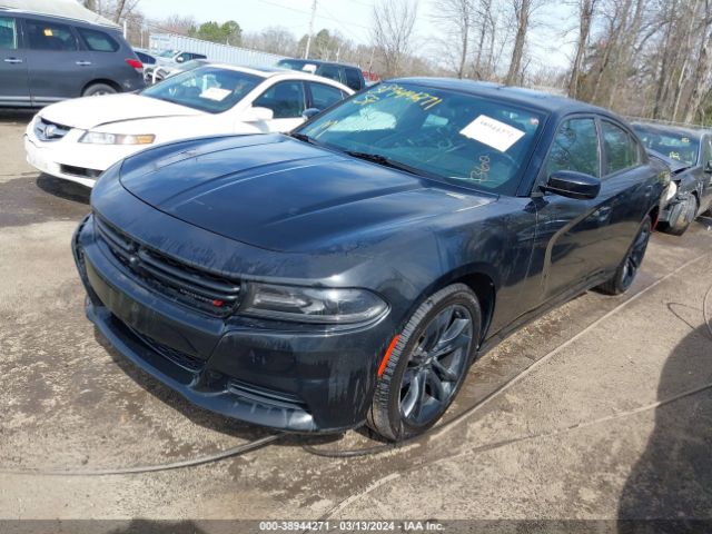 2C3CDXBGXJH335885 Dodge Charger Sxt Rwd