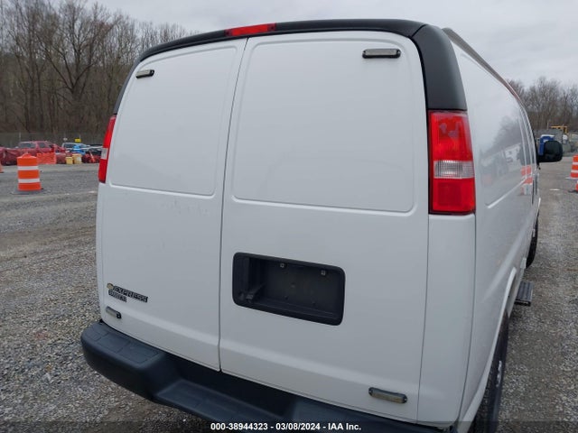 Chevrolet Express 3500 Work Van 2019 1GCZGHFG4K1209499 Image 16