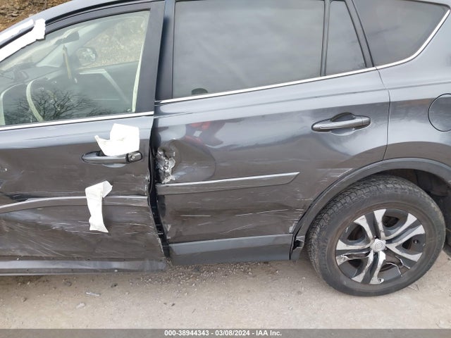 Toyota RAV4 LE 2018 JTMBFREV4JD248410 Image 21