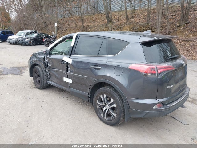 Toyota RAV4 LE 2018 JTMBFREV4JD248410 Image 3
