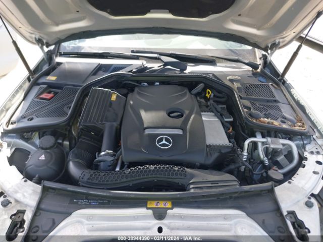 55SWF4JB9FU076342 Mercedes-Benz C 300 Luxury/sport