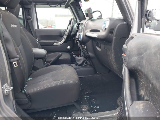 1C4BJWEG7GL205032 Jeep Wrangler Unlimited Sahara