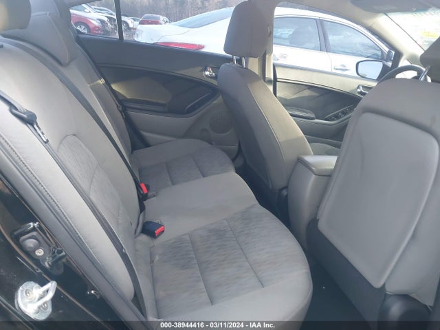 KIA FORTE LX 2016 KNAFK4A65G5576126 Image 8