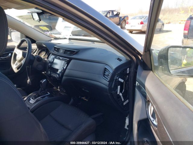 KNMAT2MV2LP520709 Nissan Rogue Sv Intelligent Awd