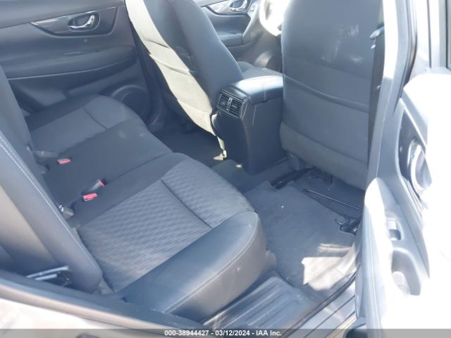 KNMAT2MV2LP520709 Nissan Rogue Sv Intelligent Awd