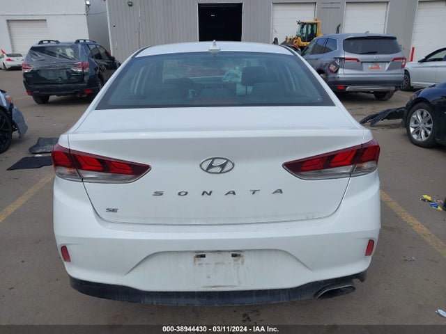 Hyundai SONATA SE 2018 5NPE24AF9JH598328 Image 16