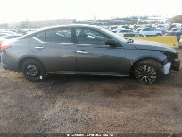 1N4BL4DW4RN349710 Nissan Altima Sv Intelligent Awd