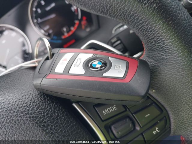 WBA2M7C53JVD51633 BMW 230I