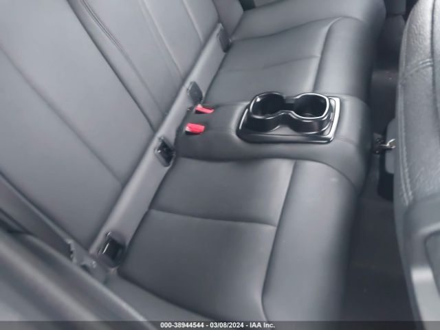 WBA2M7C53JVD51633 BMW 230I