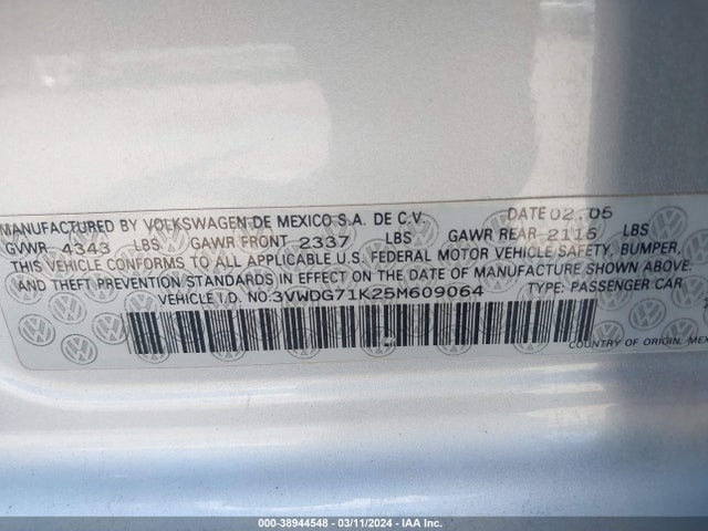 2005 Volkswagen Jetta 2.5 მანქანა იყიდება აუქციონზე, vin: 3VWDG71K25M609064, აუქციონის ნომერი: 38944548