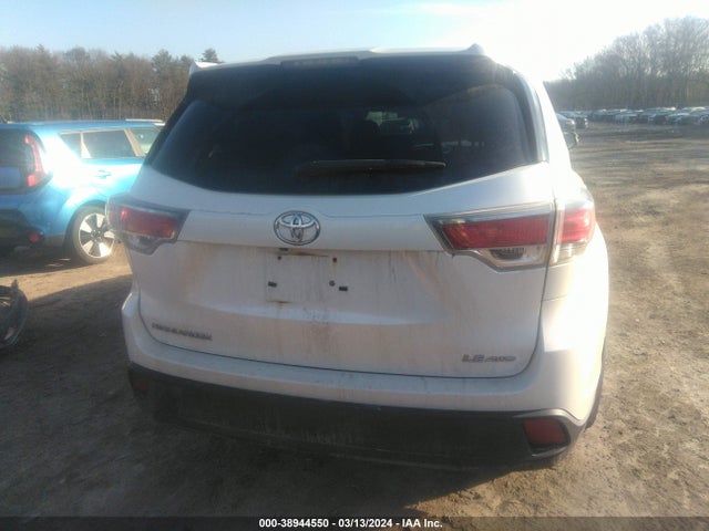 Toyota Highlander Le V6 2014 5TDBKRFH5ES051308 Image 17