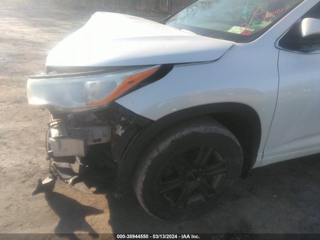 Toyota Highlander Le V6 2014 5TDBKRFH5ES051308 Image 18