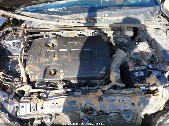 Toyota COROLLA LE 2018 5YFBURHE5JP745884 Image 10