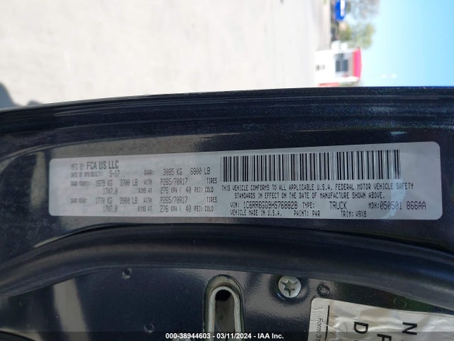1C6RR6GG9HS768828 RAM 1500 Slt Quad Cab 4x2 6'4 Box