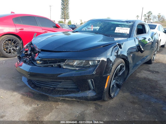 Chevrolet Camaro 1lt 2017 1G1FB1RX8H0182125 Image 2