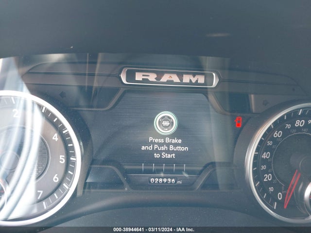 1C6SRFFT0NN346540 RAM 1500 Big Horn  4x4 5'7 Box