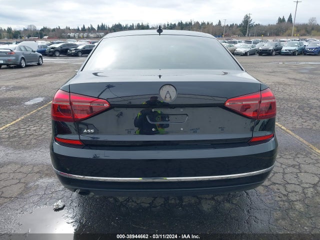 1VWLA7A39KC011539 Volkswagen Passat 2.0t Wolfsburg Edition