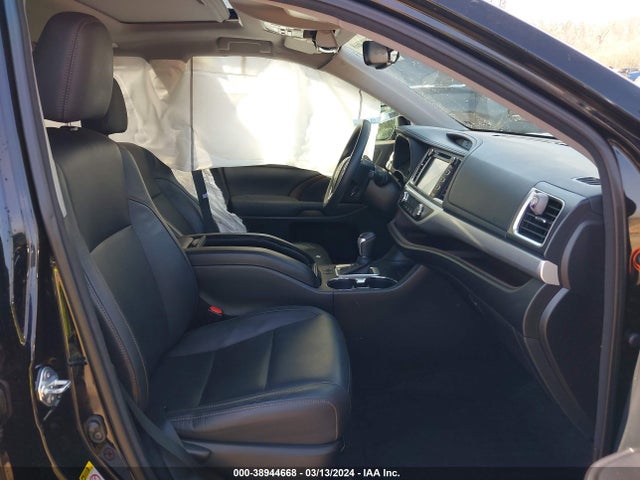 Toyota Highlander Xle V6 2014 5TDJKRFH1ES051897 Image 5