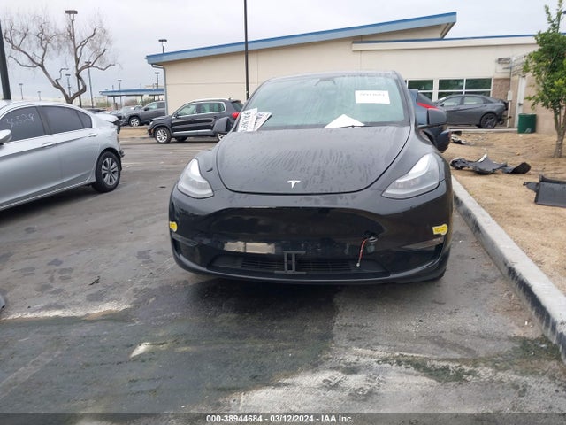 7SAYGDEF5NF394660 Tesla Model Y Performance Dual Motor All-wheel Drive