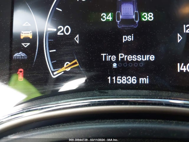 Jeep Grand Cherokee Overland 2015 1C4RJFCT1FC757090 Image 15