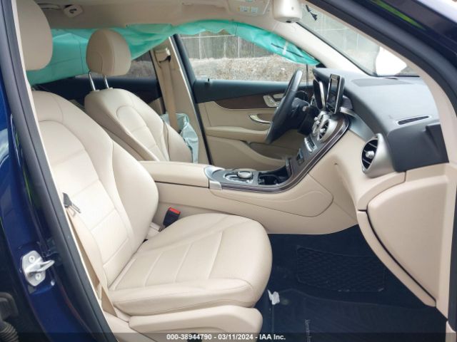 WDC0G4KB7KF632876 Mercedes-Benz Glc 300 4matic