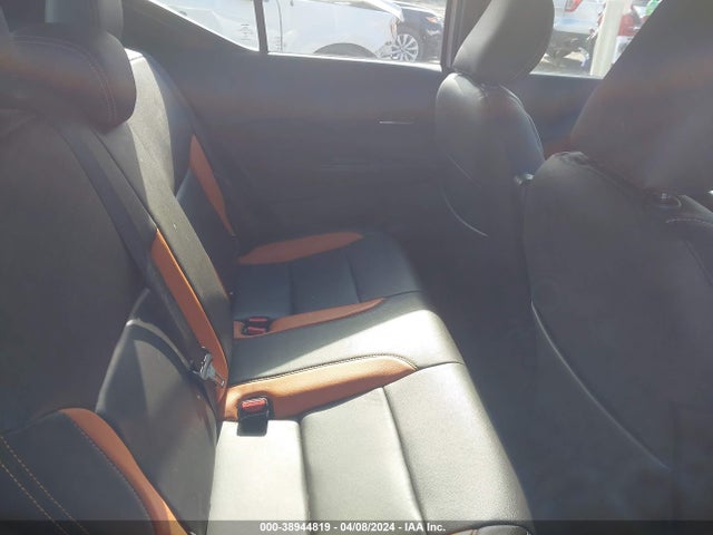 Nissan KICKS SR 2019 3N1CP5CUXKL491268 Image 8