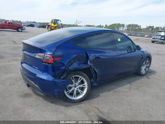 7SAYGDEE5NF429947 Tesla Model Y Long Range Dual Motor All-wheel Drive