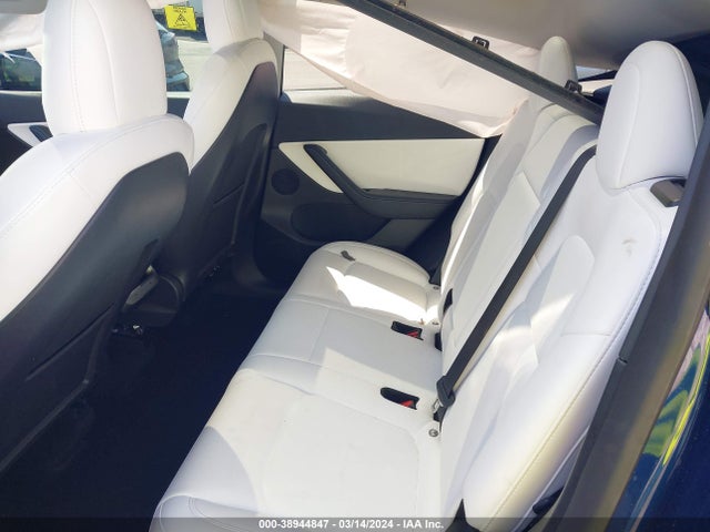 7SAYGDEE5NF429947 Tesla Model Y Long Range Dual Motor All-wheel Drive